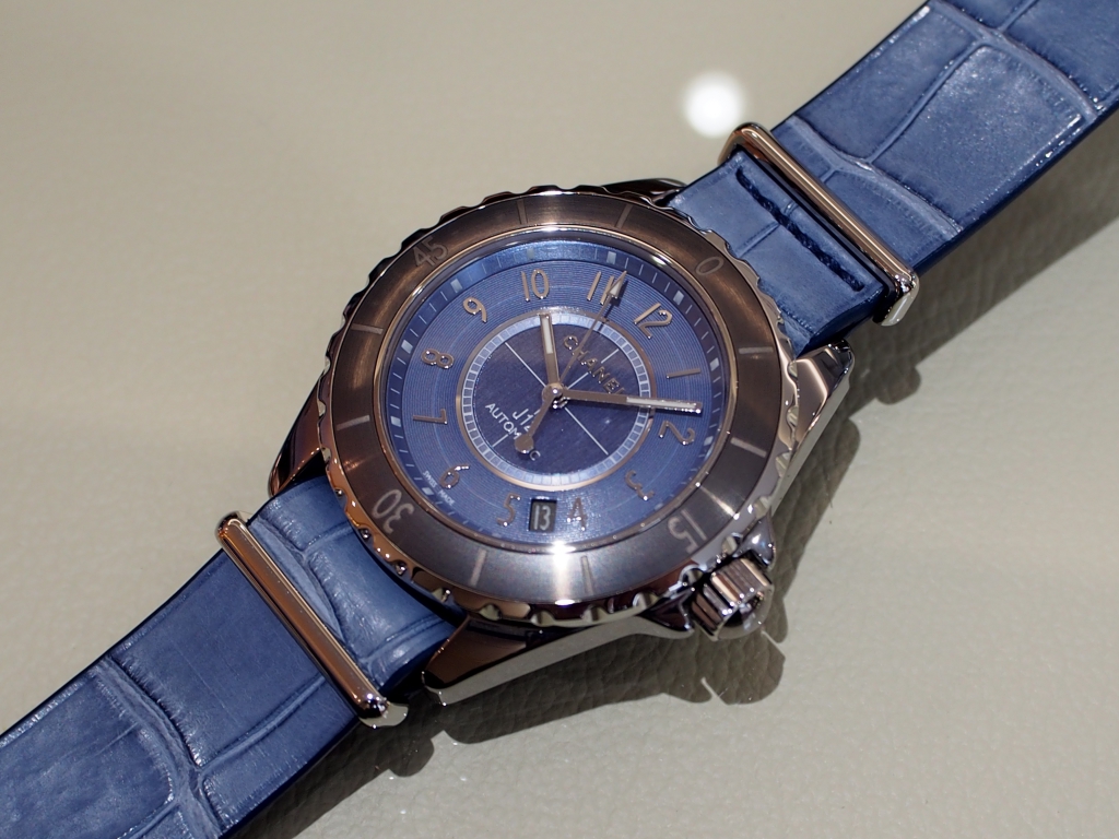 【美品】CHANEL J12 腕時計ケース
