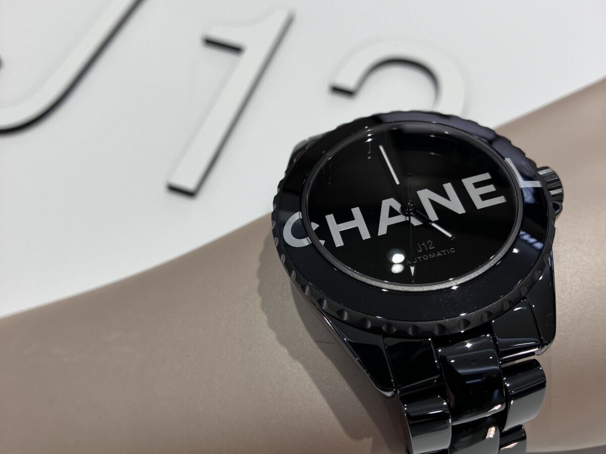 【 シャネル 】 6文字の「CHANEL」。ロゴはもはやただの単純でフォーマルなサインではありません。-CHANEL -IMG_1659-edited