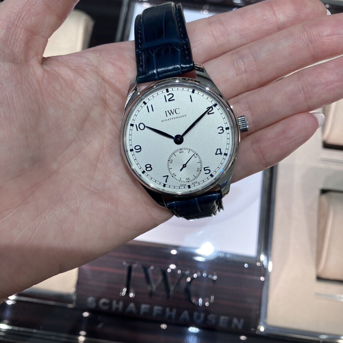 【 IWC 】ポルトギーゼの特徴的なデザインをコンパクトに！「ポルトギーゼ・オートマティック40」-IWC -IMG_2212-1200x1200