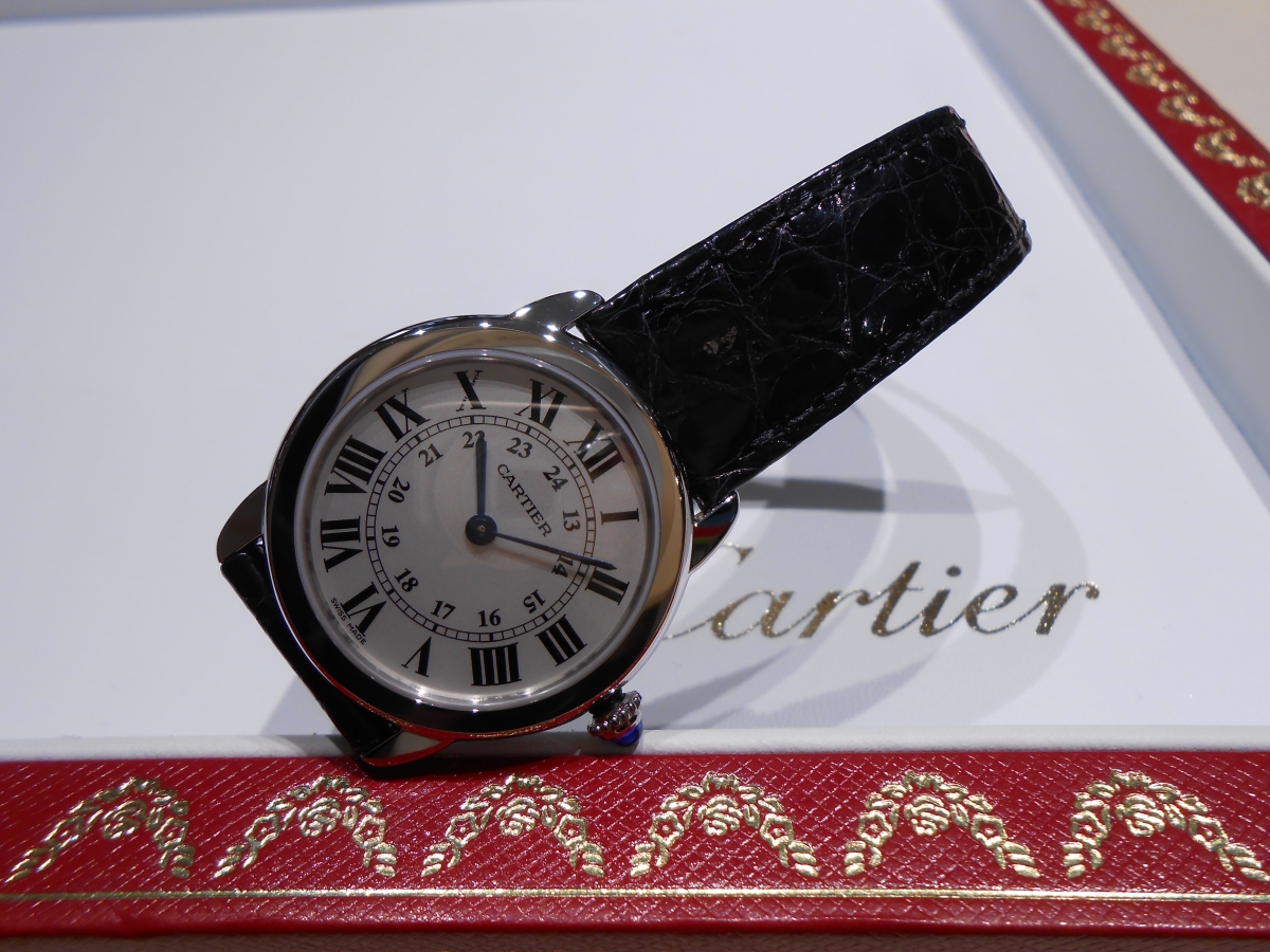 【Cartier(カルティエ)】冠婚葬祭幅広く活躍！”ロンド ソロ ドゥ カルティエ”