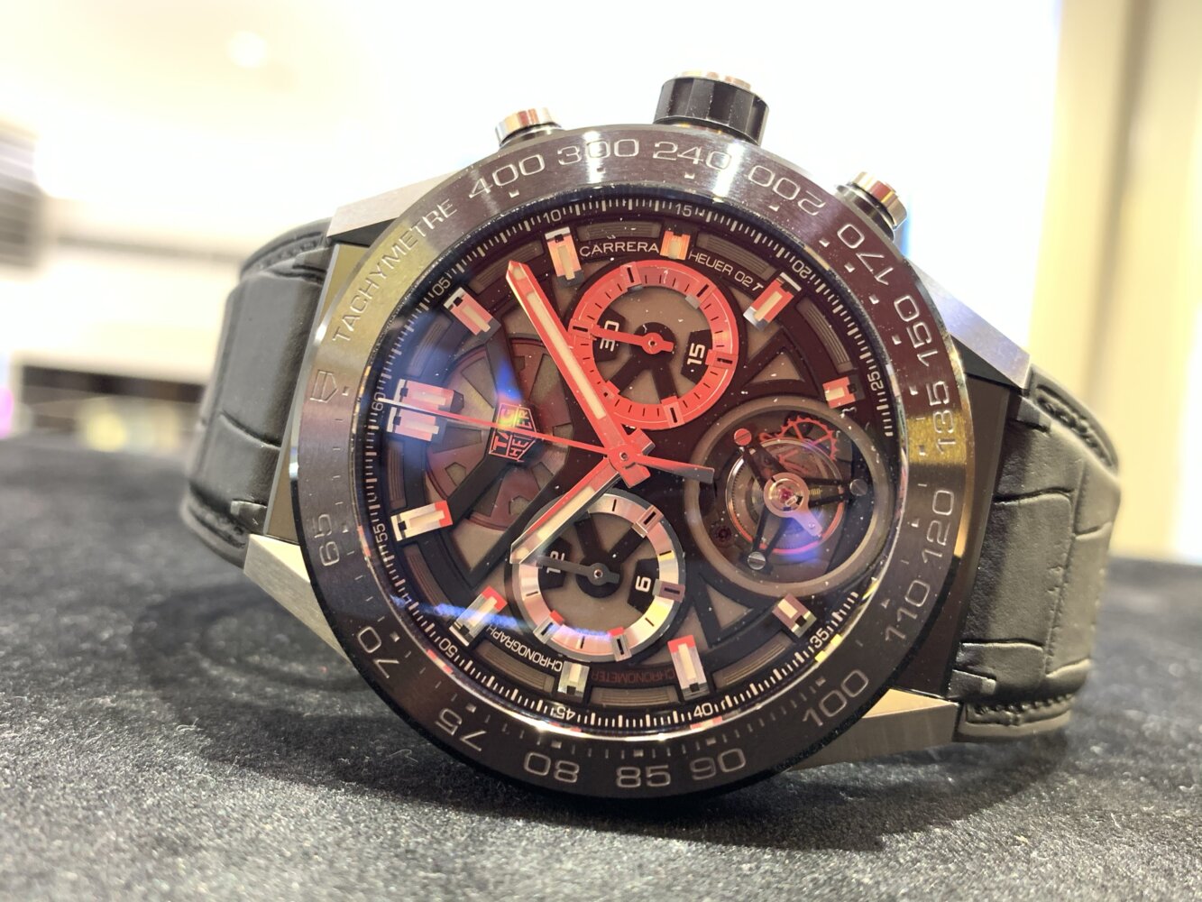 タグ・ホイヤー/当店人気モデル「カレラ キャリバー ホイヤー02T トゥールビヨン」が再入荷！-TAG Heuer -img_8435