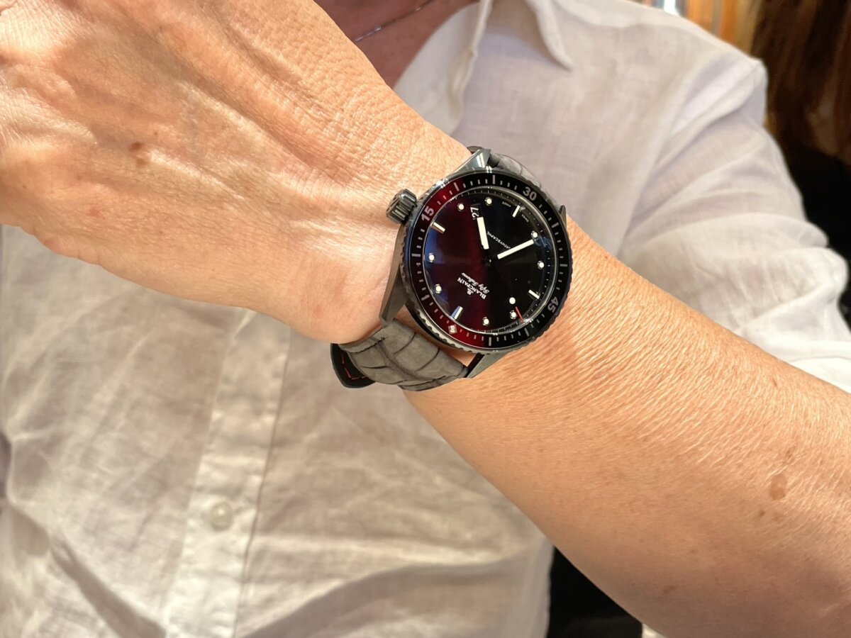 【ヒルシュ オーダーストラップ】ブランパンのバチスカーフをカジュアルでかっこよく？　-BLANCPAIN ヒルシュ オーダーストラップ -S__117612557