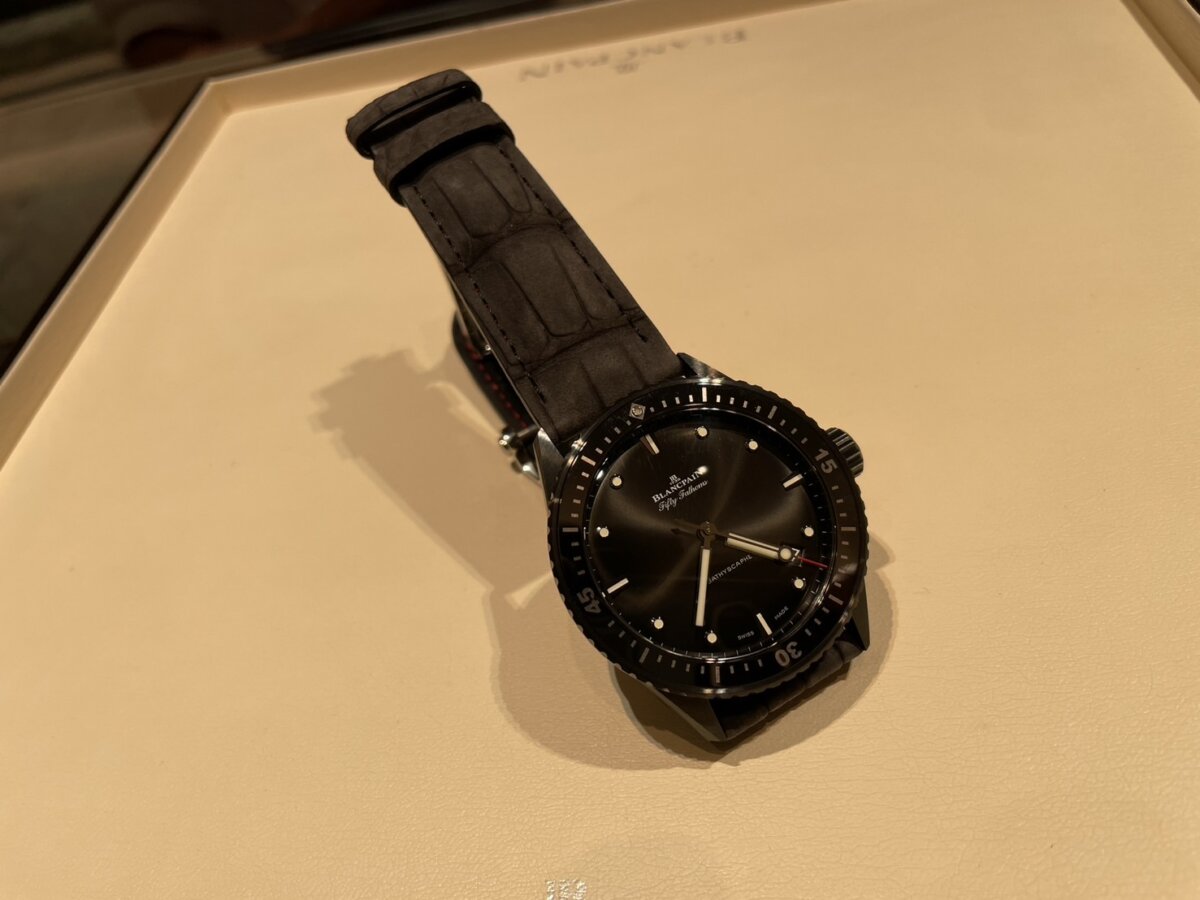 【ヒルシュ オーダーストラップ】ブランパンのバチスカーフをカジュアルでかっこよく？　-BLANCPAIN ヒルシュ オーダーストラップ -S__117612560