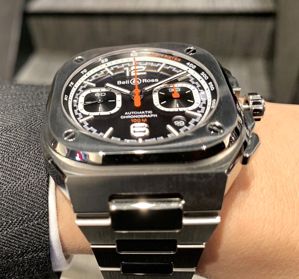 【ベル＆ロス】遠くからでもひと目でわかる！存在感ある腕時計「BR 05 CHRONO RACING ORANGE」-BELL&ROSS -S__56164363_0