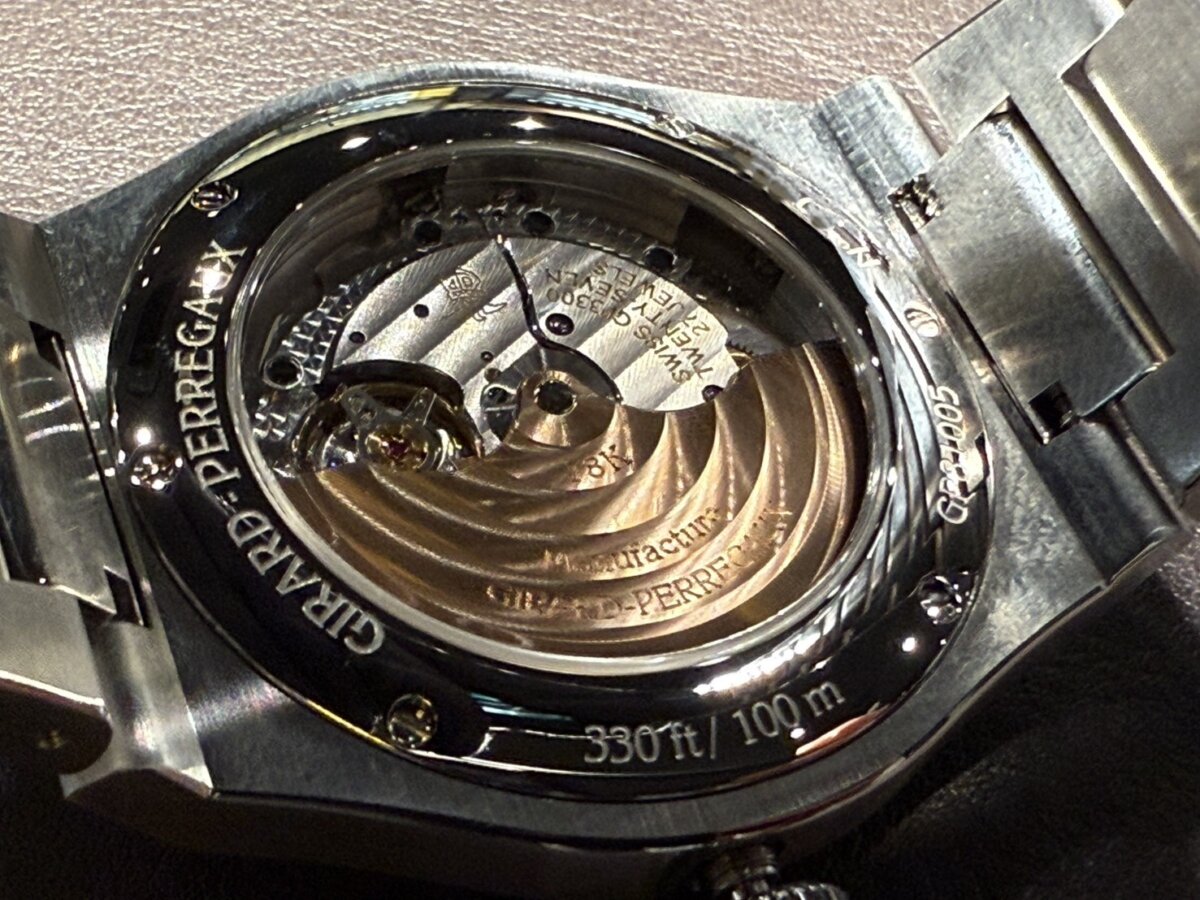 【ジラール・ペルゴ】待望の38mm～初めてステンレスモデルに採用されたセージグリーン～-GIRARD-PERREGAUX -S__256294923_0