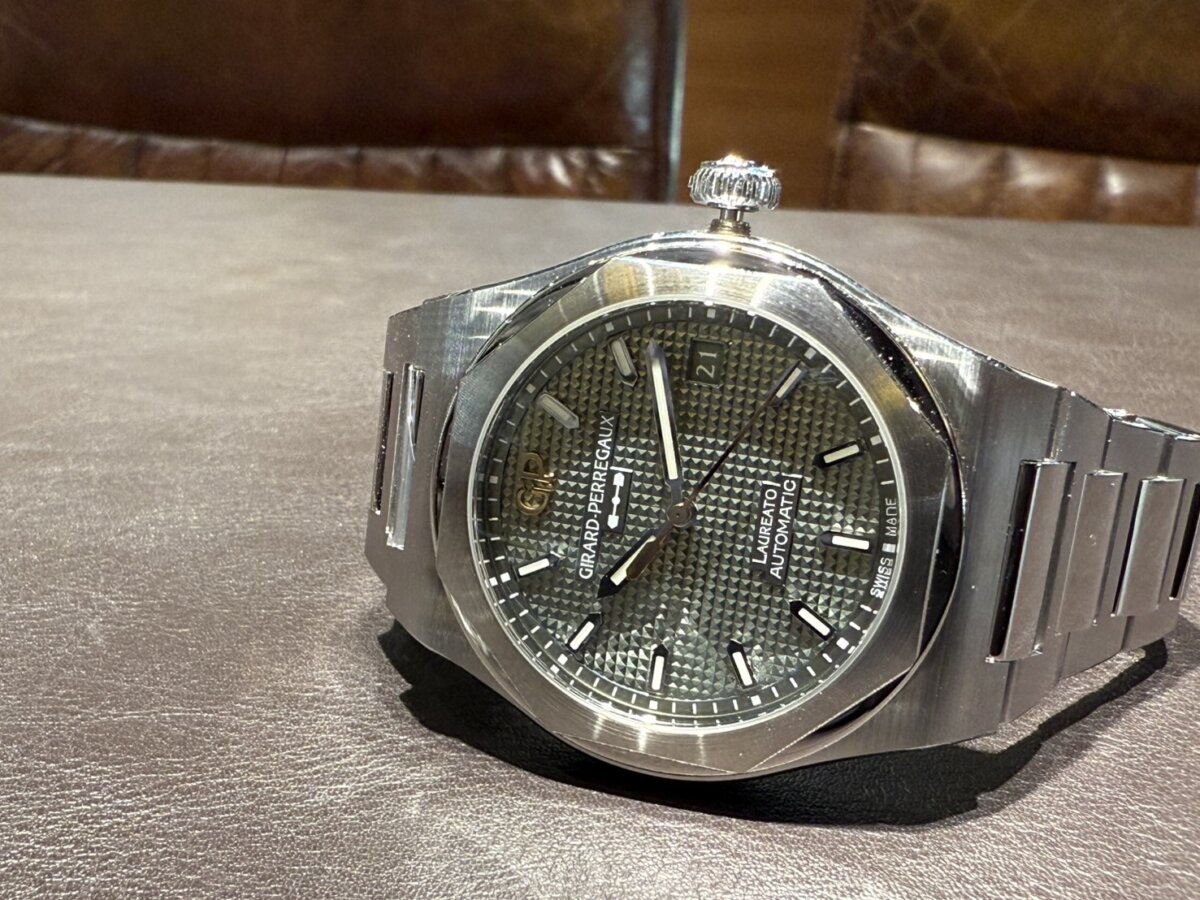 【ジラール・ペルゴ】待望の38mm～初めてステンレスモデルに採用されたセージグリーン～-GIRARD-PERREGAUX -S__256294927_0