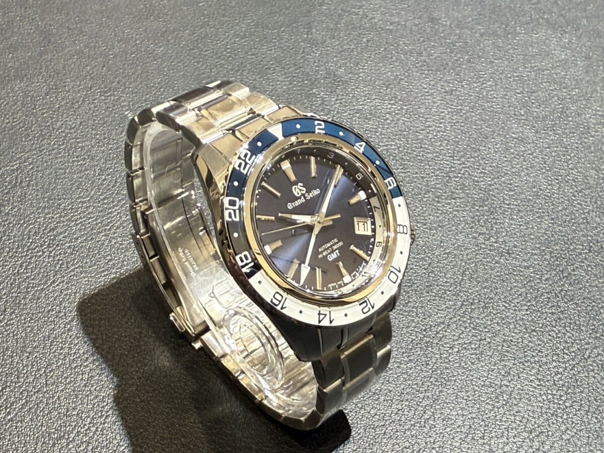 【これが最強のGMT】グランドセイコー SBGJ237を試して分かった真実-Grand Seiko -S__127852558_0-1