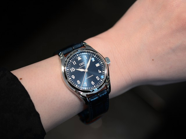 販売の人気 IWC純正 サントーニストラップ 22mm幅 美品 | magkin.org