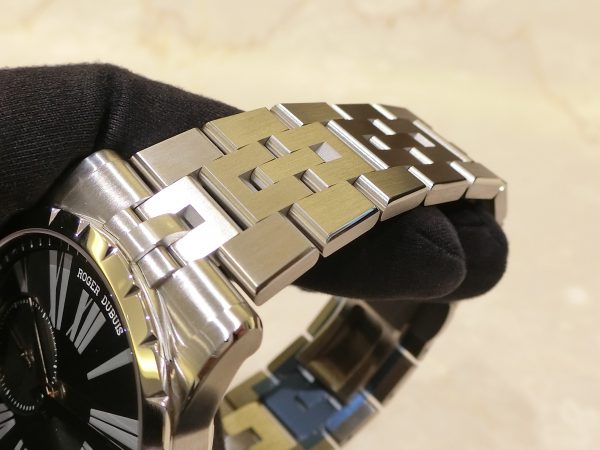 仕上げが素晴らしい！！是非見て下さい！エクスカリバー42マイクロローター オートマティック～ROGER DUBUIS～ - ROGER DUBUIS（取扱い終了） 