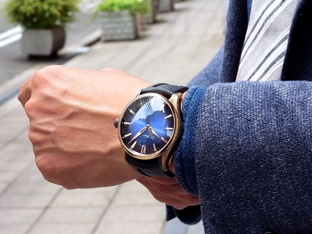 H.モーザー、ケース構造が特徴的！「パイオニア・センターセコンド」 - H.Moser＆Cie. 