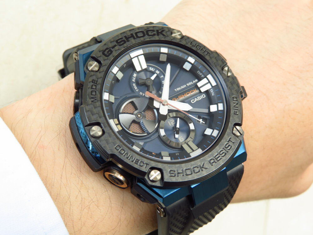 G Shock 異素材融合の新境地 G Steel Gst B100xb 2ajf Oomiya 心斎橋店ブログ 正規輸入時計専門店