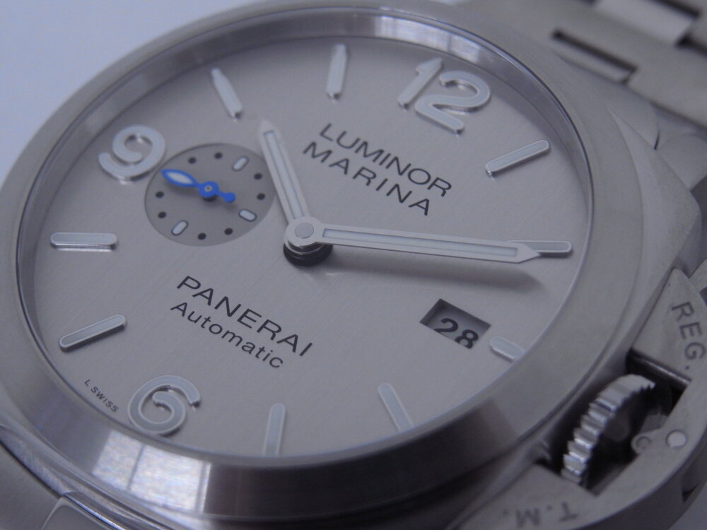 新しいシルバー文字盤を採用した2つの PANERAI （パネライ）「ルミノール マリーナ」PAM00978、PAM00977 - PANERAI（取扱い終了） 