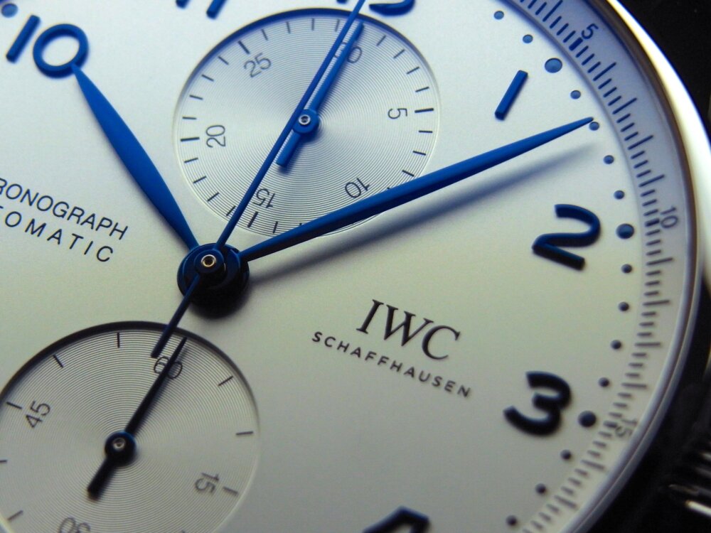 シンプルに着けこなしたい IWC 「ポルトギーゼ・クロノグラフ」 IW371605 - IWC 