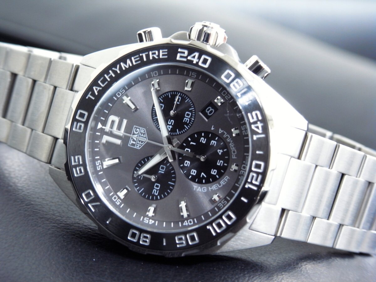 TAG Heuer タグホイヤー メンズ腕時計 フォーミュラ1 クロノグラフ インディ500 CAU1113.BA0858 グレー文字盤 クォーツ