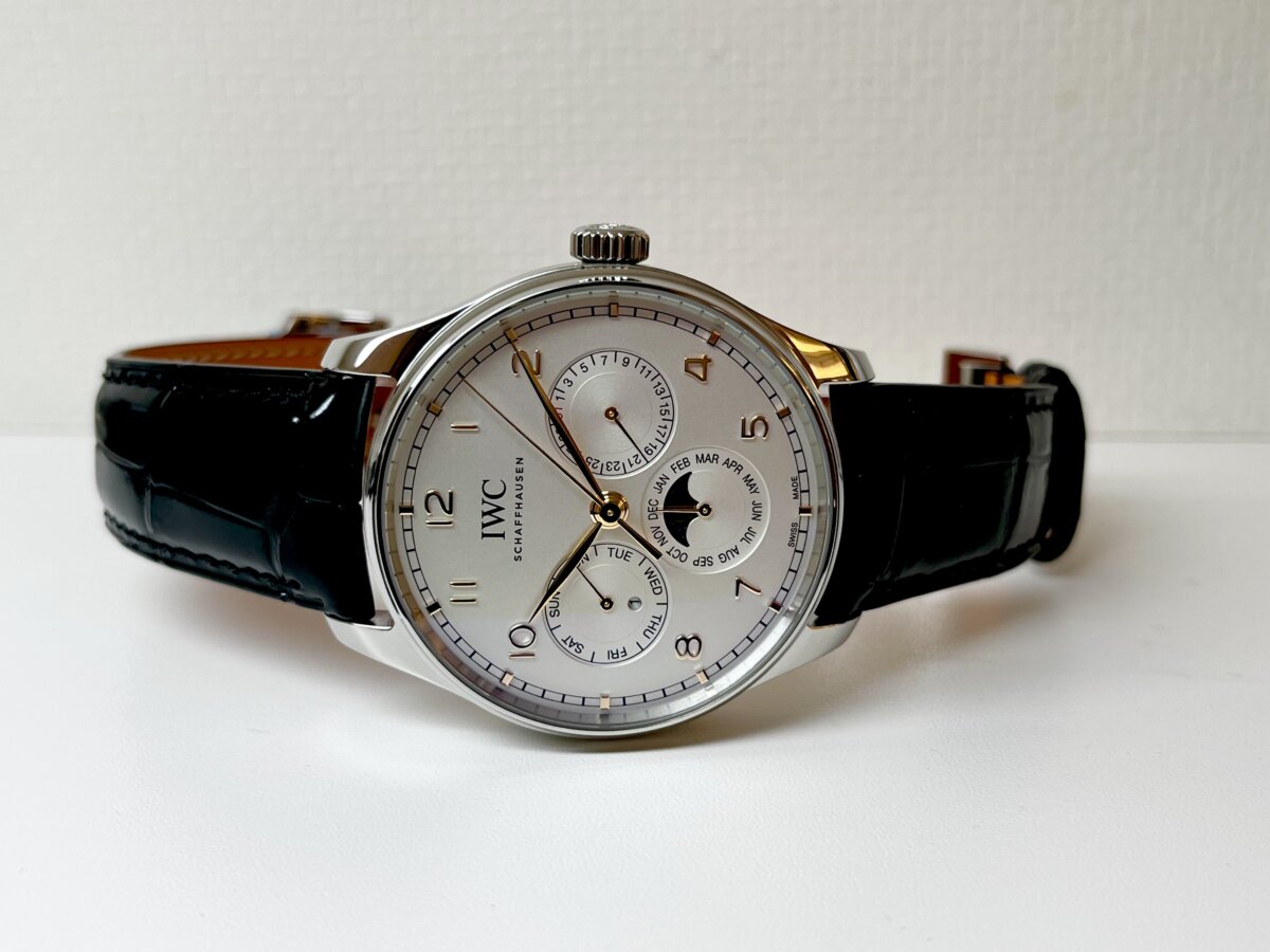 IWCの技術力が詰まった実用的なパーペチュアルカレンダー(IW344203) - IWC その他 