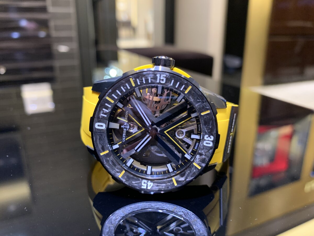 INVICTA 高防水☆イエロー☆シードラゴンモデル INVICTA Venom 45492 インビクタ ベノム - アナログ（クォーツ式）