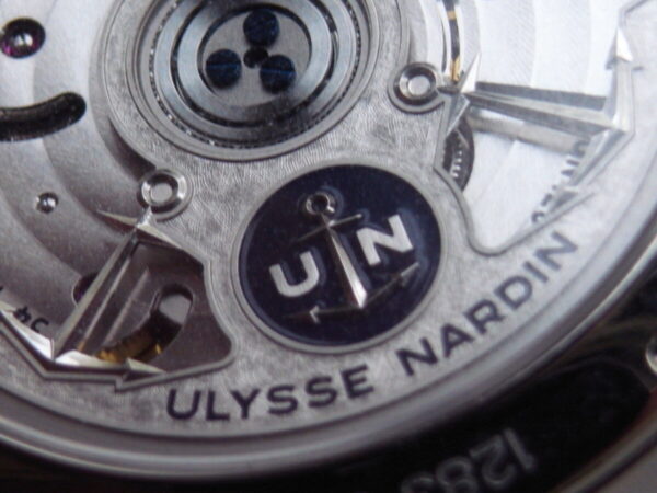 「ユリス・ナルダン の魅力解剖：マリーン トルピユール トゥールビヨンの実力とは？」 - ULYSSE NARDIN 