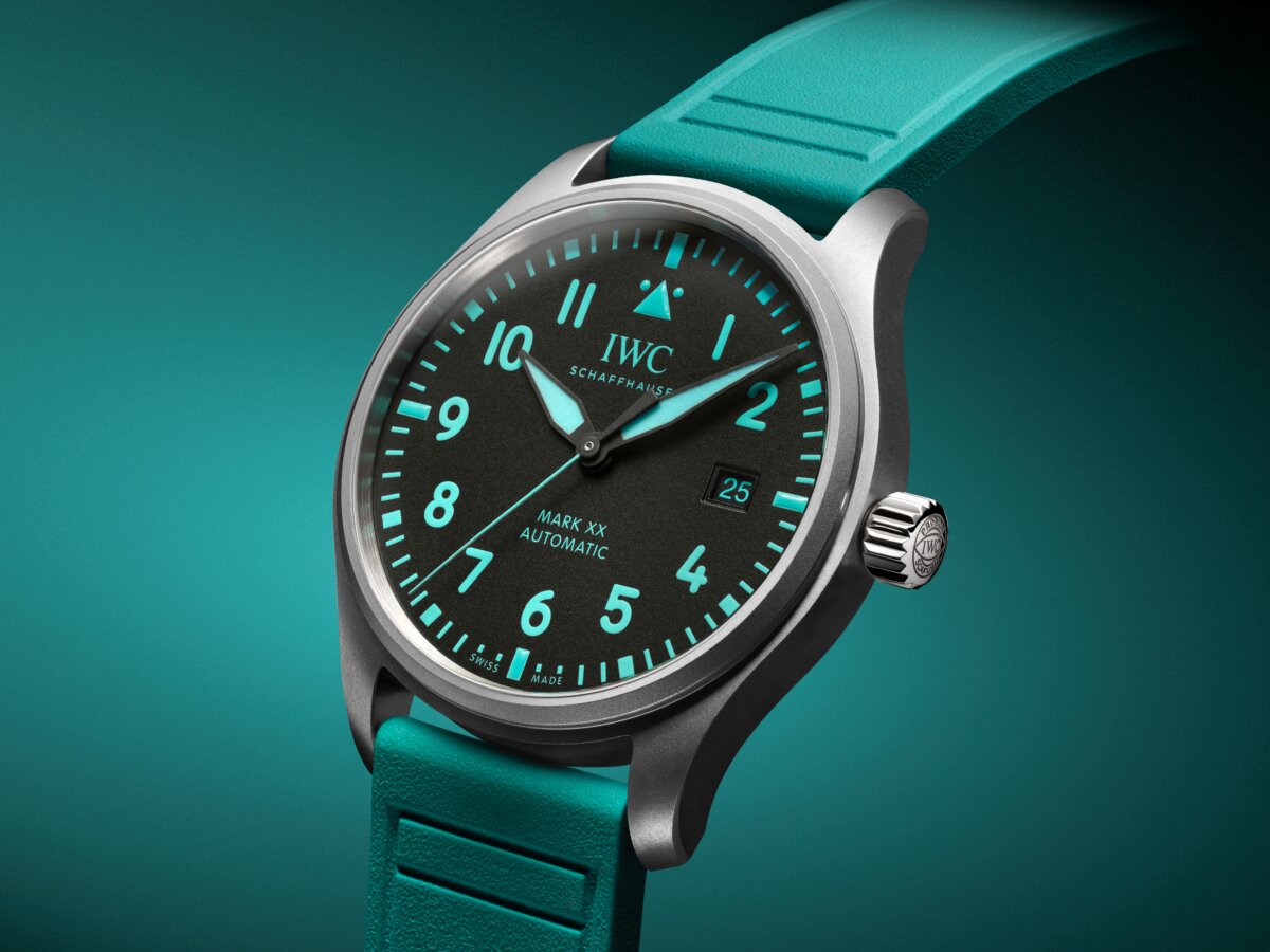 新作入荷！"Pilot’s Watch Mark XX Mercedes-AMG PETRONAS Formula One™ Team"（IW328210）～IWC～ - IWC 