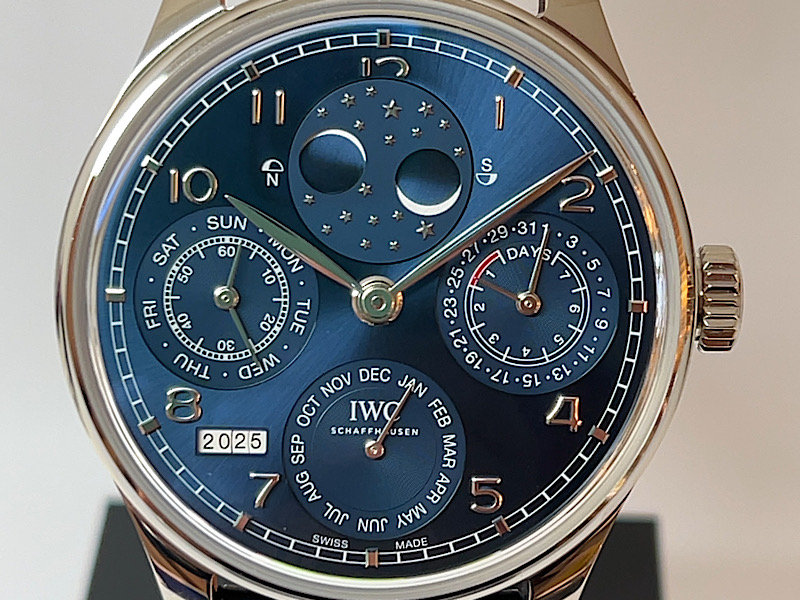 誤差が577.5年間でたった1日分？？ポルトギーゼ・パーペチュアル・カレンダー（IW503401）～IWC～ - IWC 