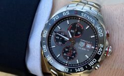 【TAG Heuer】国内残り僅か！「音速の貴公子」モデル　フォーミュラ1 クロノグラフ アイルトン・セナ