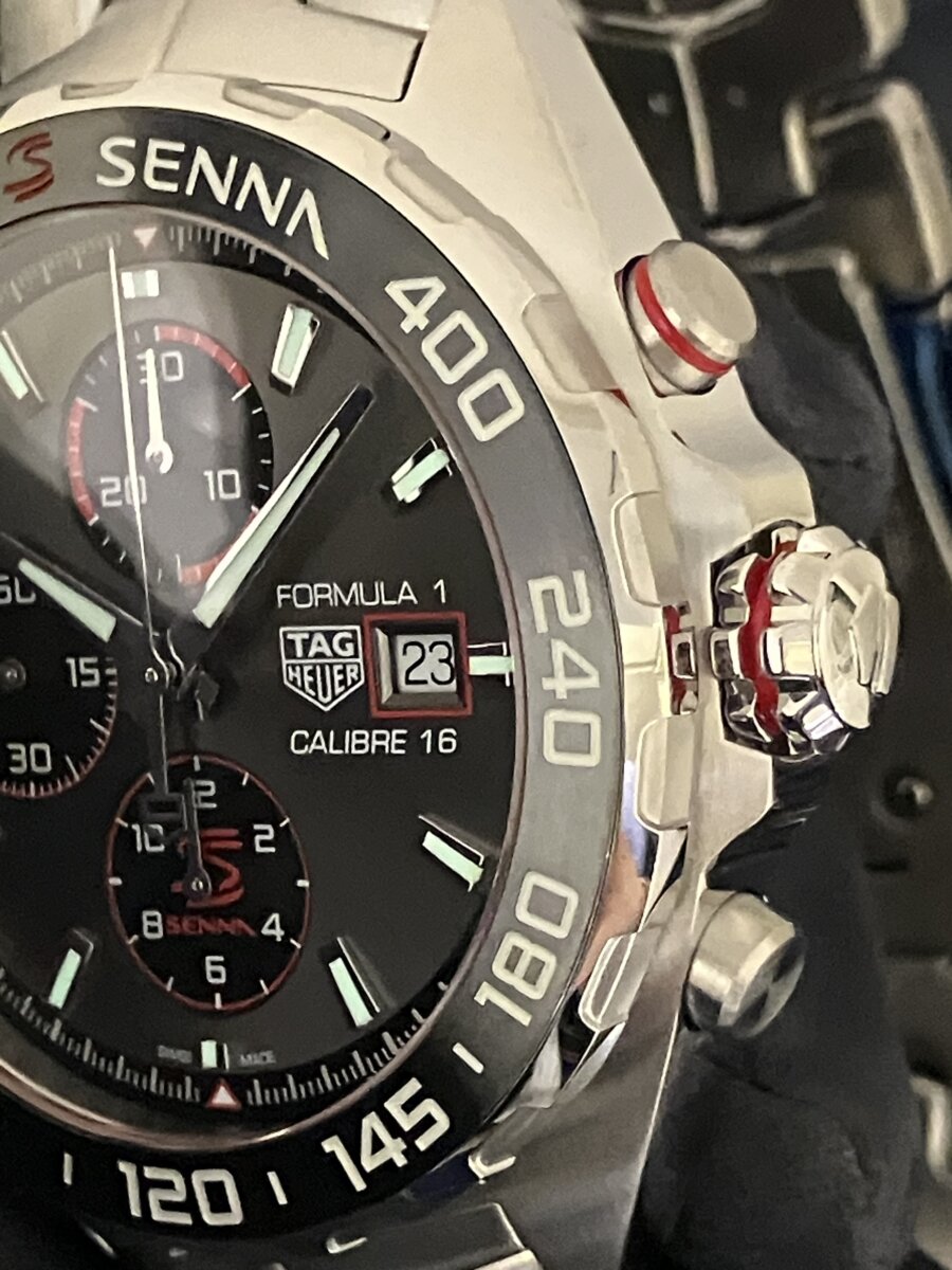 【TAG Heuer】国内残り僅か！「音速の貴公子」モデル　フォーミュラ1 クロノグラフ アイルトン・セナ - TAG Heuer 