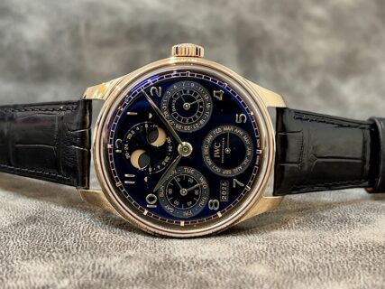 完璧なカレンダーを備えた腕時計？？ポルトギーゼ・パーペチュアル・カレンダー４４(IW503702)～IWC～