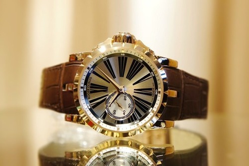 ROGER DUBUIS エクスカリバー42mm - ROGER DUBUIS（取扱い終了） 