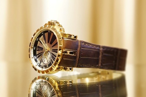 ROGER DUBUIS エクスカリバー42mm - ROGER DUBUIS（取扱い終了） 