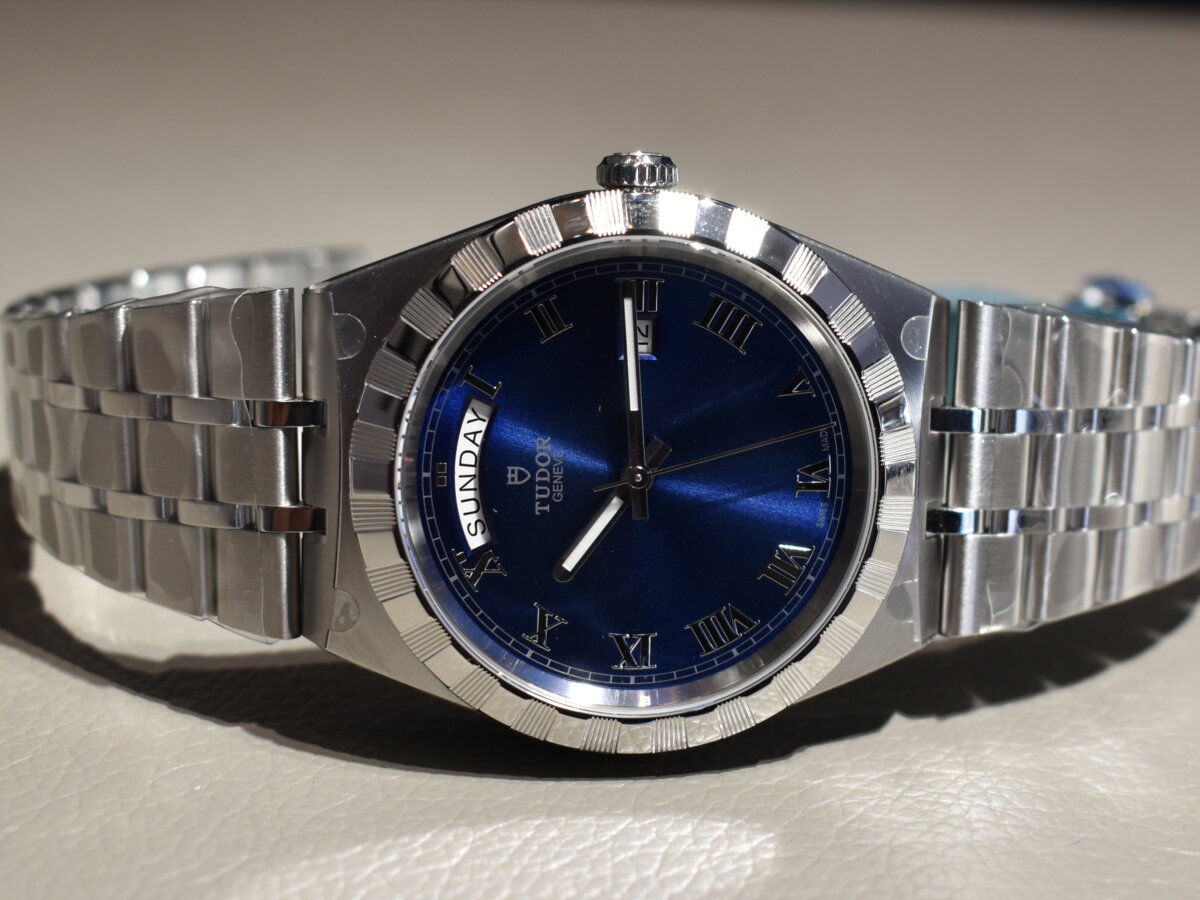 TUDOR Royal 41mm ブルー文字盤 - 時計