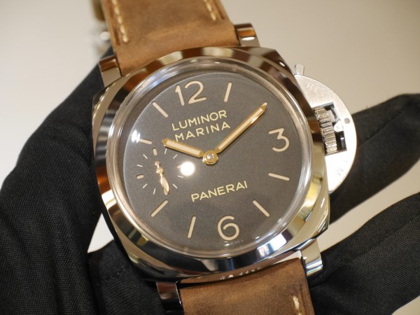 シンプルフェイスのルミノールマリーナ1950 3Days 47mm PAM00422 - PANERAI 