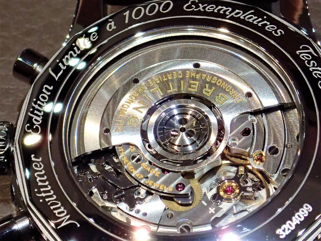 ナビタイマーが支持され好まれ続ける訳とは・・・？ - BREITLING 