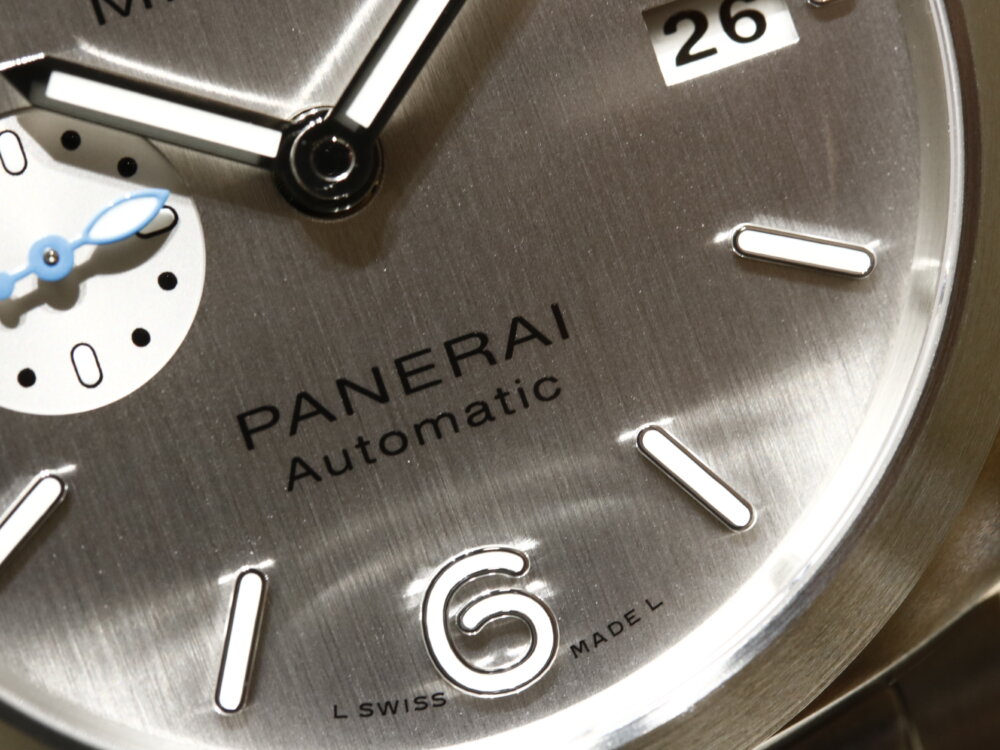 パネライ 手軽に大きく印象を変えることができるストラップ変更がオススメ - PANERAI 