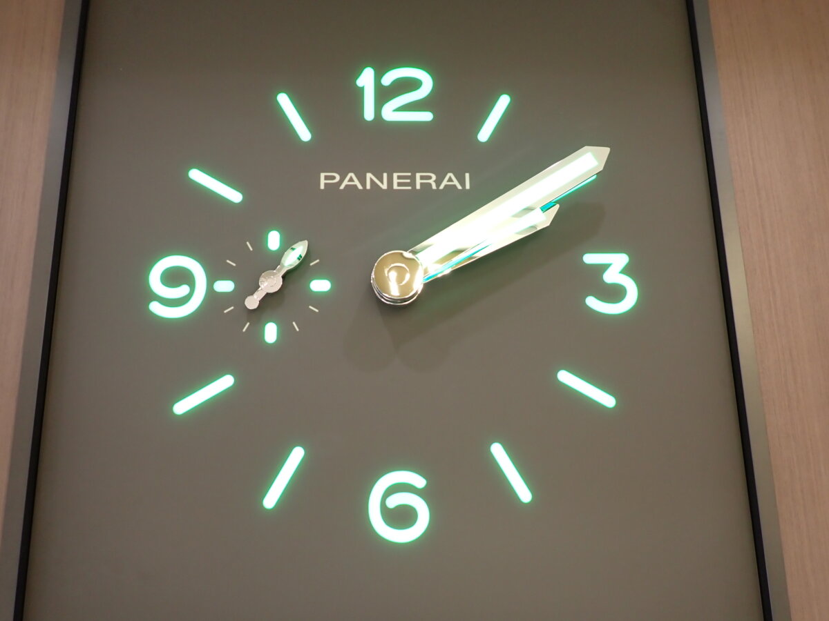 ブルーとクロノで爽快感全開？「パネライ ルミノール クロノ PAM01110」 - PANERAI 