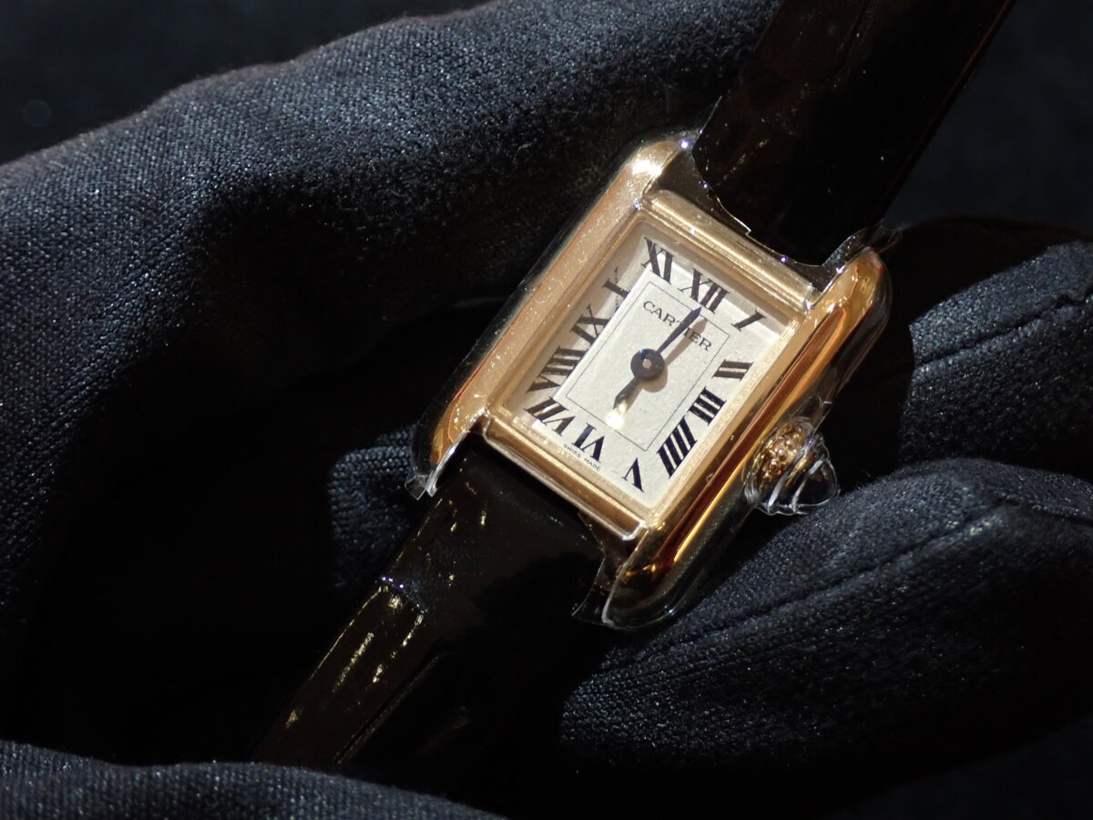 【カルティエ】あの名品からミニサイズが登場！「タンク ルイ カルティエ」 - Cartier 